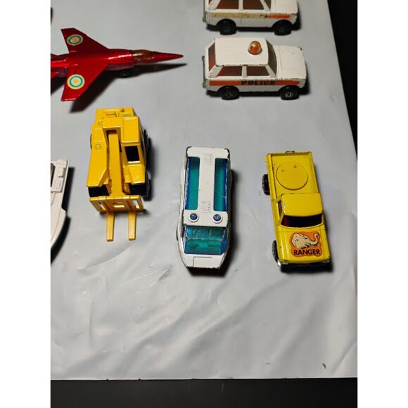 Lot of 13 1970's Matchbox Lesney Motorcycle Army & More - Picture 2 of 12